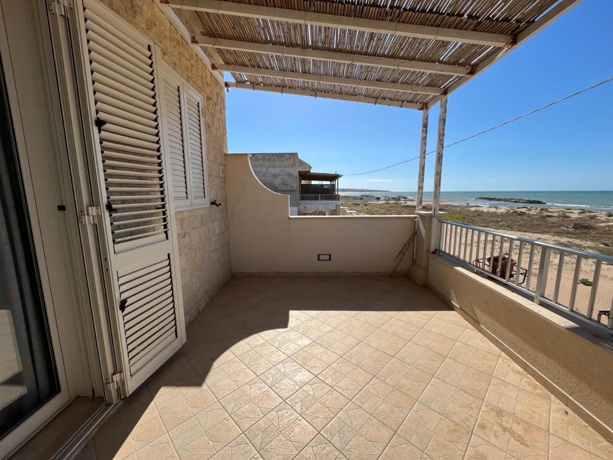 Veranda Sul Mare Di Donnalucata ดอนนาลูกาตา ภายนอก รูปภาพ